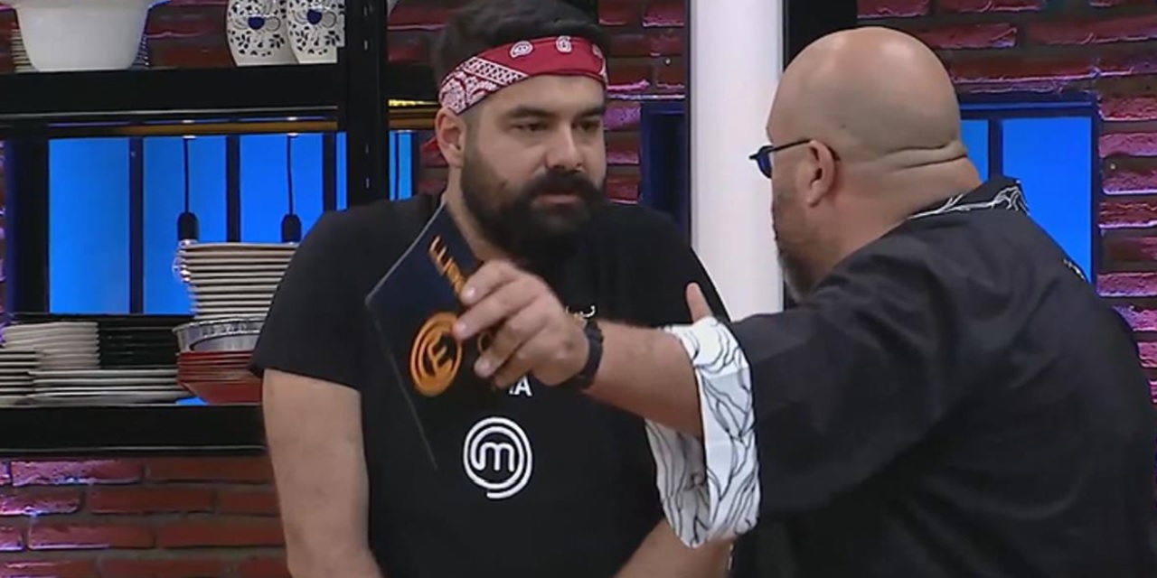 Jüri üyelisi Somer Sivrioğlu'nu Araz çok kızdırdı! "Biz senin şefiniz. Sürekli bizden malzeme istiyorsun"